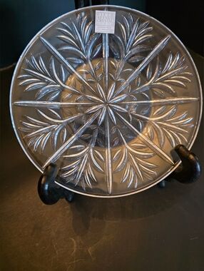 Fifth Avenue Crystal 7” Dessert Plates – Radiance  Petal Burst Pattern Set Of 4